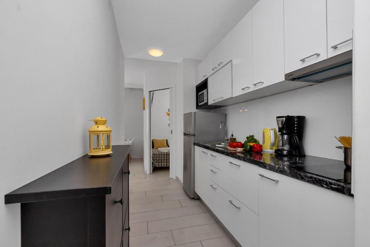 Apartments Villa Joy Подгора Экстерьер фото