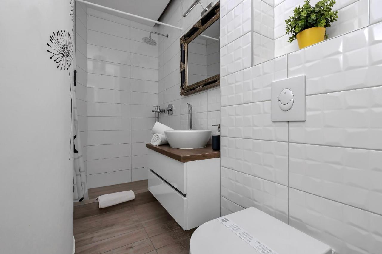 Apartments Villa Joy Подгора Экстерьер фото