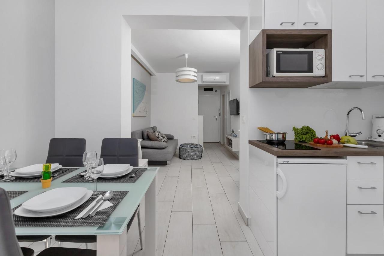 Apartments Villa Joy Подгора Экстерьер фото